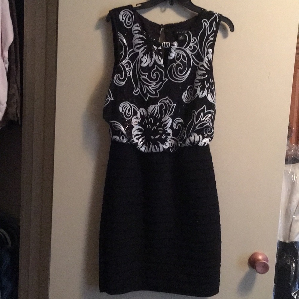 Beautiful sequin top cocktail dress